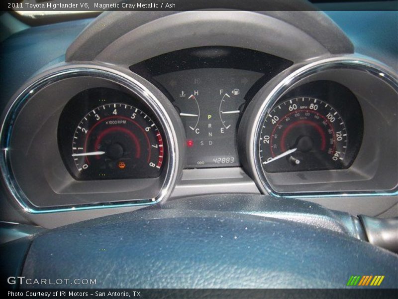 Magnetic Gray Metallic / Ash 2011 Toyota Highlander V6