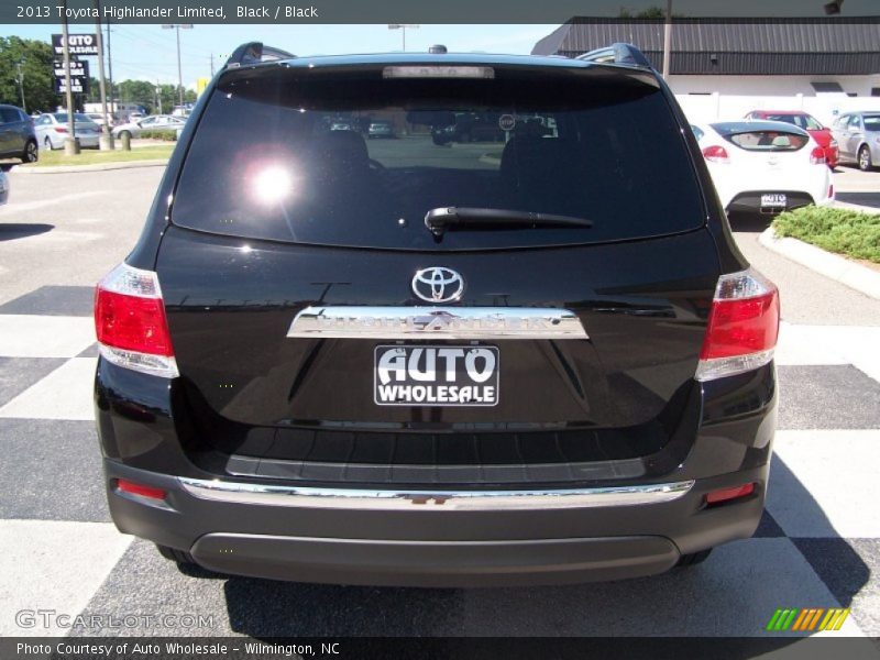 Black / Black 2013 Toyota Highlander Limited