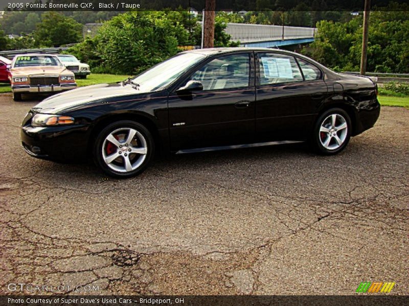 Black / Taupe 2005 Pontiac Bonneville GXP