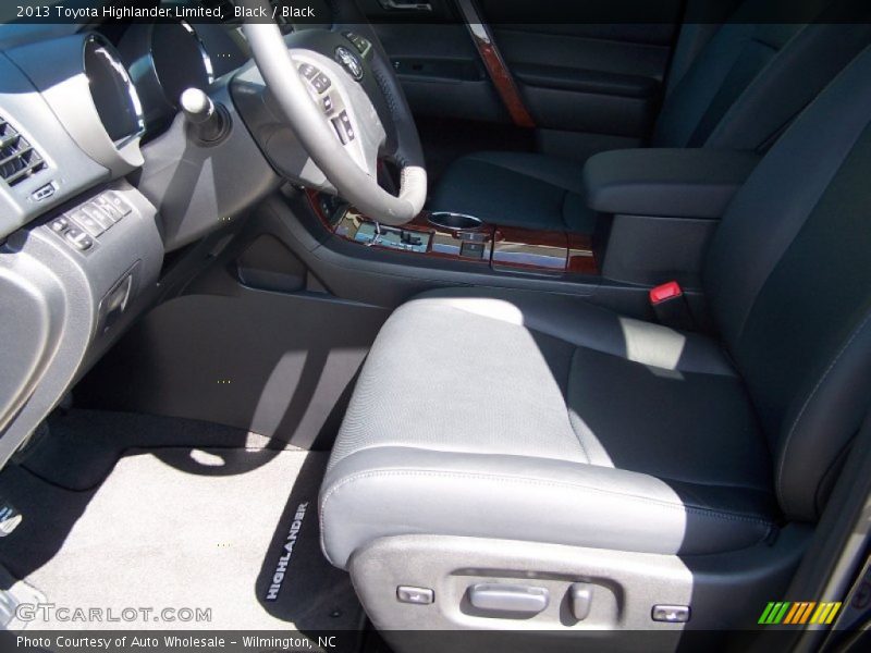 Black / Black 2013 Toyota Highlander Limited