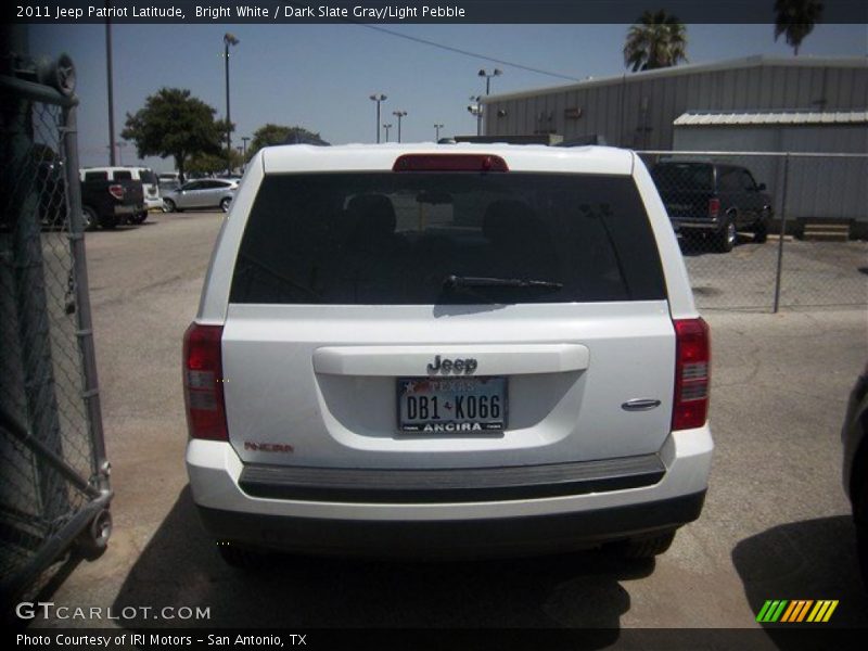 Bright White / Dark Slate Gray/Light Pebble 2011 Jeep Patriot Latitude