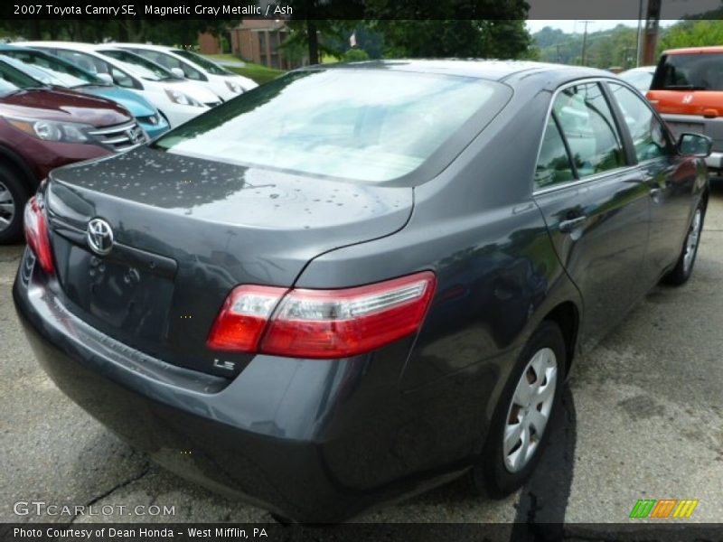 Magnetic Gray Metallic / Ash 2007 Toyota Camry SE