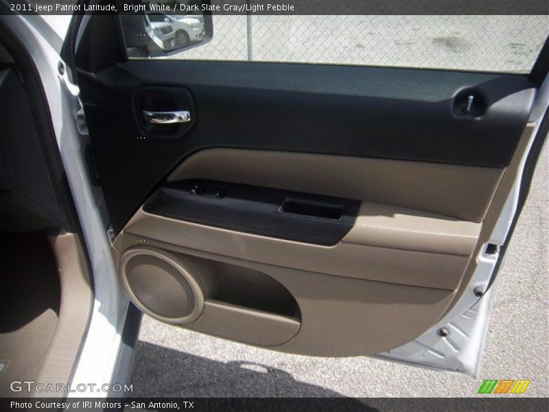 Bright White / Dark Slate Gray/Light Pebble 2011 Jeep Patriot Latitude