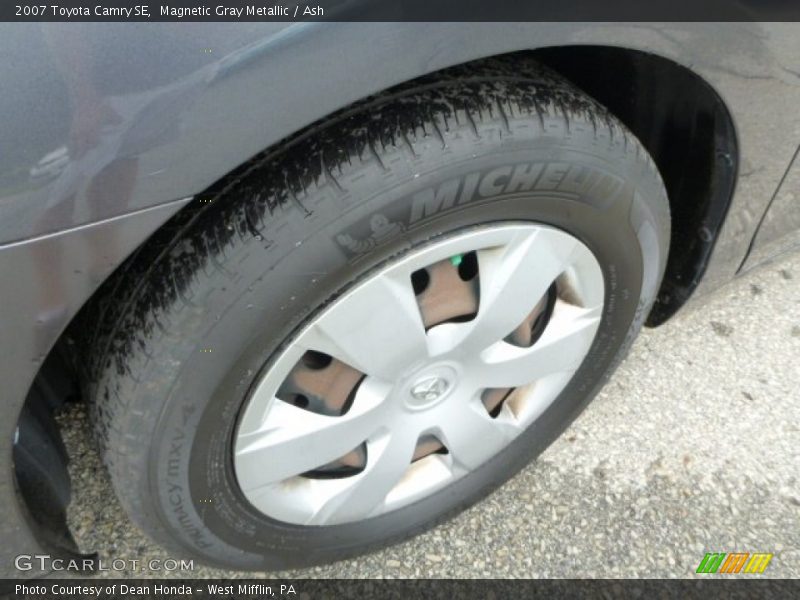 Magnetic Gray Metallic / Ash 2007 Toyota Camry SE