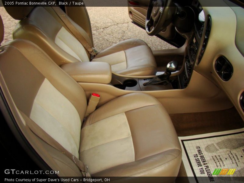 Black / Taupe 2005 Pontiac Bonneville GXP