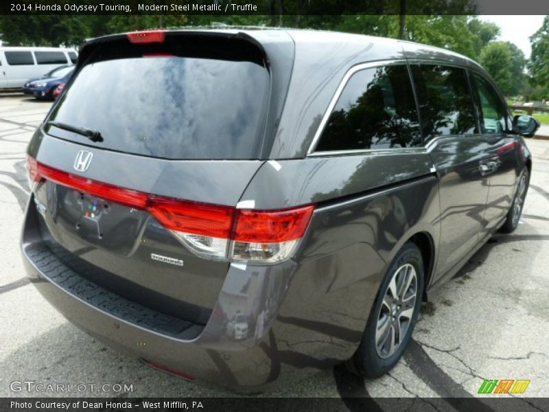 Modern Steel Metallic / Truffle 2014 Honda Odyssey Touring