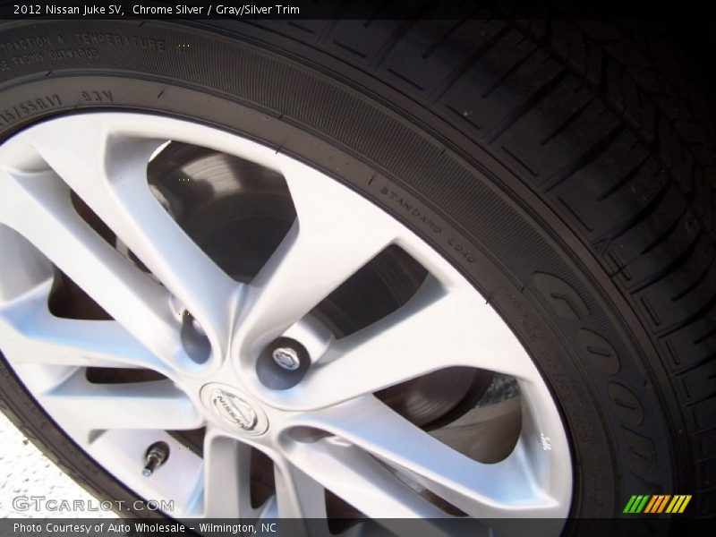 Chrome Silver / Gray/Silver Trim 2012 Nissan Juke SV