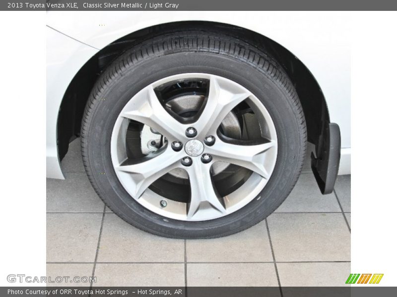 Classic Silver Metallic / Light Gray 2013 Toyota Venza XLE