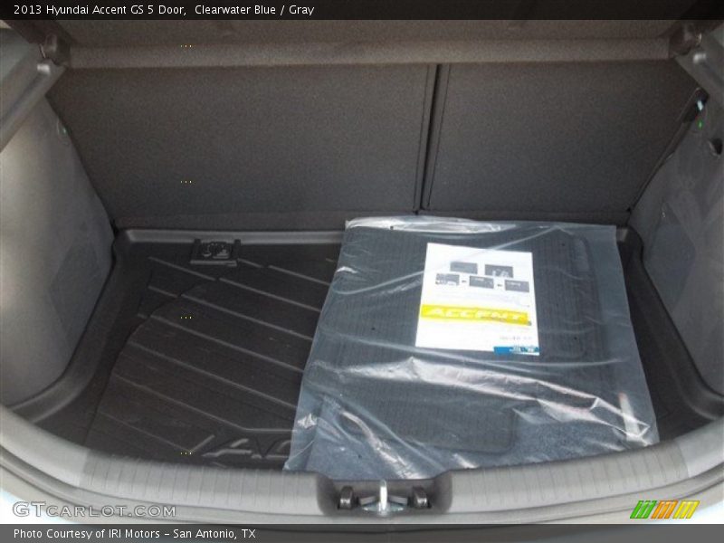 Clearwater Blue / Gray 2013 Hyundai Accent GS 5 Door