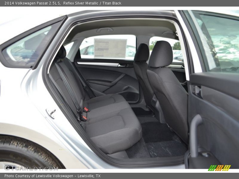 Rear Seat of 2014 Passat 2.5L S