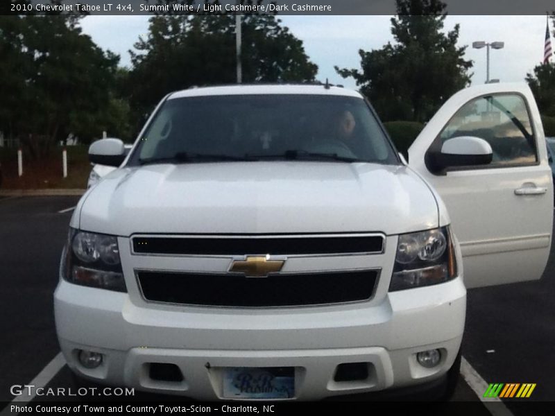 Summit White / Light Cashmere/Dark Cashmere 2010 Chevrolet Tahoe LT 4x4