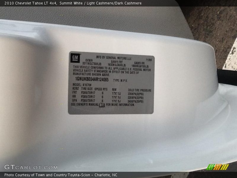 Summit White / Light Cashmere/Dark Cashmere 2010 Chevrolet Tahoe LT 4x4