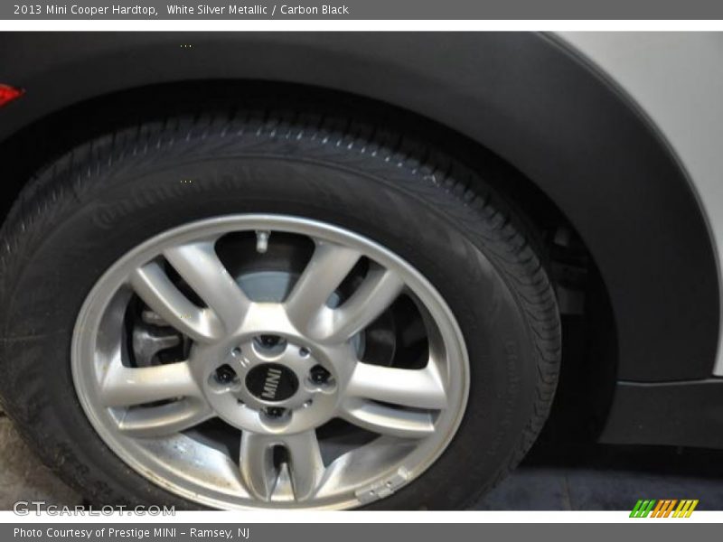 White Silver Metallic / Carbon Black 2013 Mini Cooper Hardtop