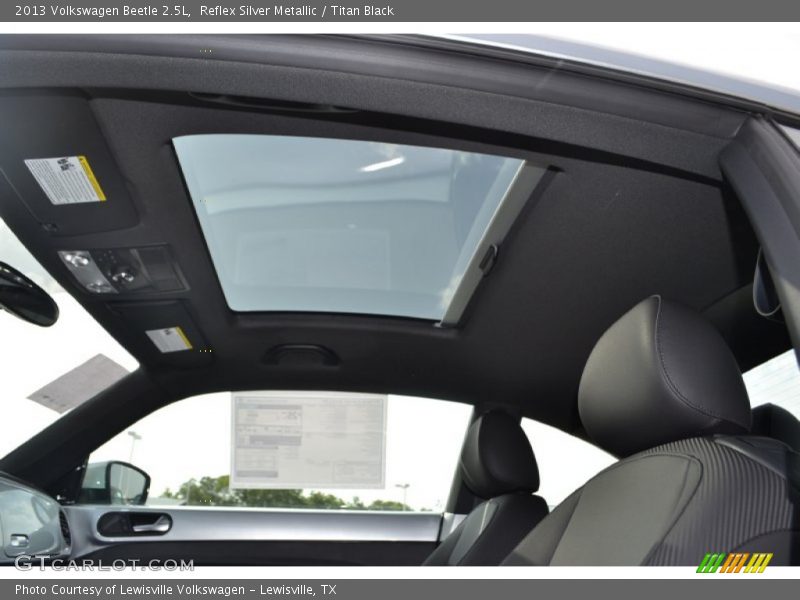 Reflex Silver Metallic / Titan Black 2013 Volkswagen Beetle 2.5L