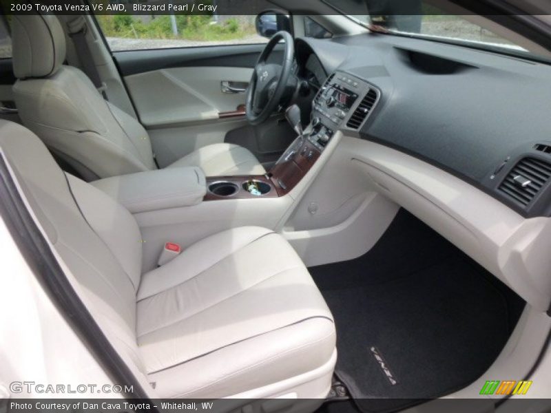 Blizzard Pearl / Gray 2009 Toyota Venza V6 AWD