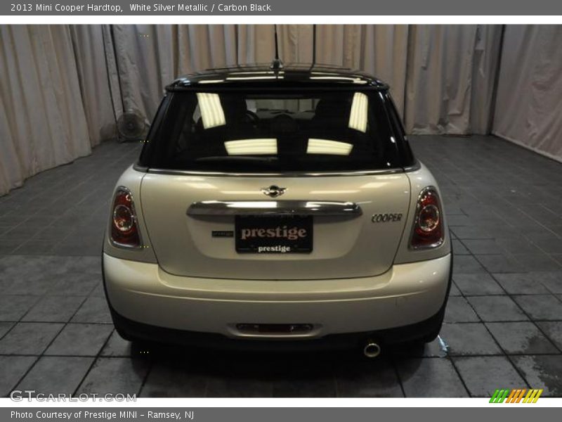 White Silver Metallic / Carbon Black 2013 Mini Cooper Hardtop