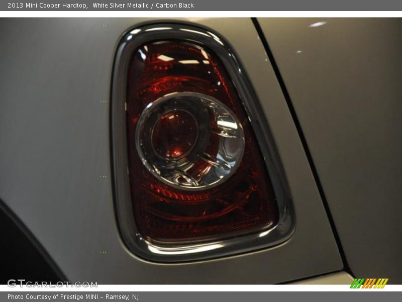 White Silver Metallic / Carbon Black 2013 Mini Cooper Hardtop