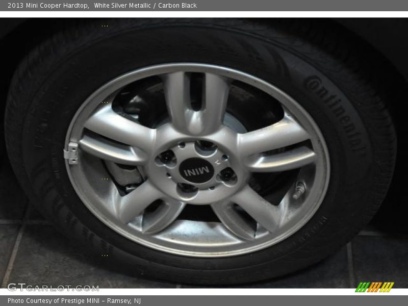 White Silver Metallic / Carbon Black 2013 Mini Cooper Hardtop
