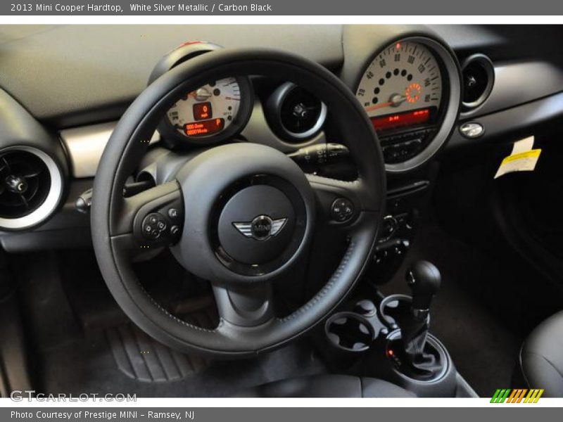 White Silver Metallic / Carbon Black 2013 Mini Cooper Hardtop