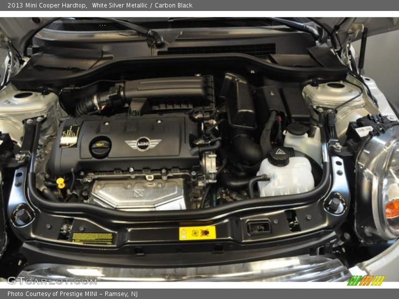 White Silver Metallic / Carbon Black 2013 Mini Cooper Hardtop