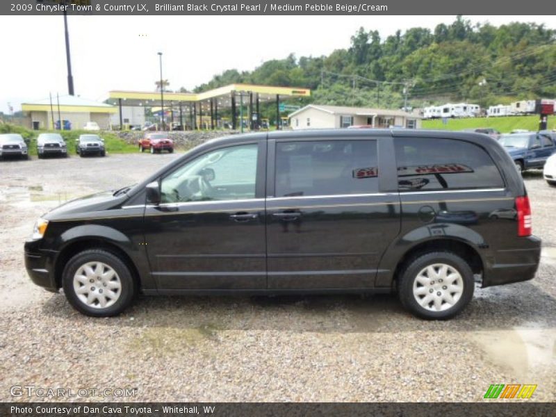 Brilliant Black Crystal Pearl / Medium Pebble Beige/Cream 2009 Chrysler Town & Country LX