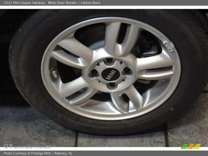 White Silver Metallic / Carbon Black 2013 Mini Cooper Hardtop