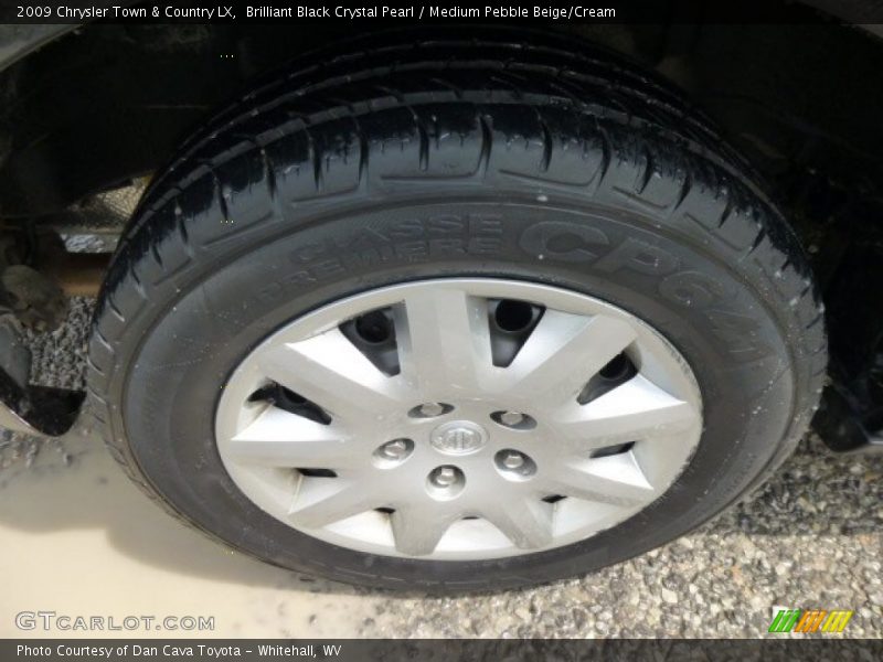 Brilliant Black Crystal Pearl / Medium Pebble Beige/Cream 2009 Chrysler Town & Country LX