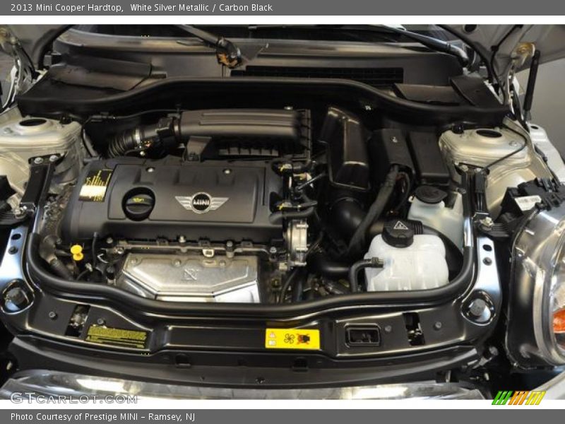 White Silver Metallic / Carbon Black 2013 Mini Cooper Hardtop