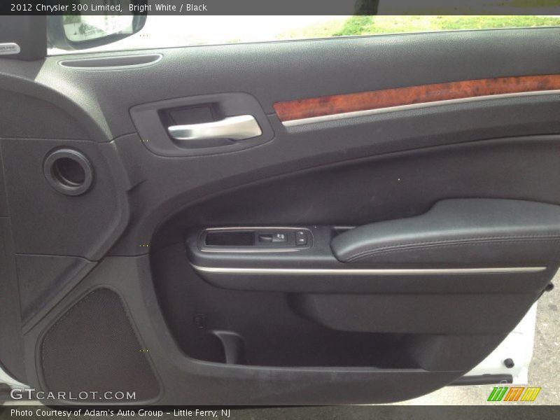 Bright White / Black 2012 Chrysler 300 Limited