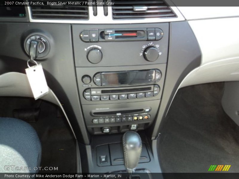 Bright Silver Metallic / Pastel Slate Gray 2007 Chrysler Pacifica