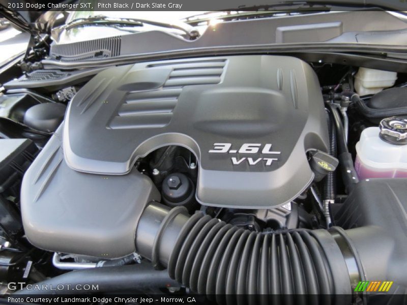 Pitch Black / Dark Slate Gray 2013 Dodge Challenger SXT