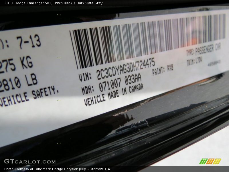 Pitch Black / Dark Slate Gray 2013 Dodge Challenger SXT