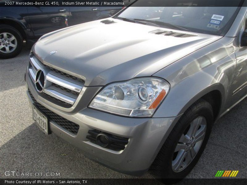Iridium Silver Metallic / Macadamia 2007 Mercedes-Benz GL 450