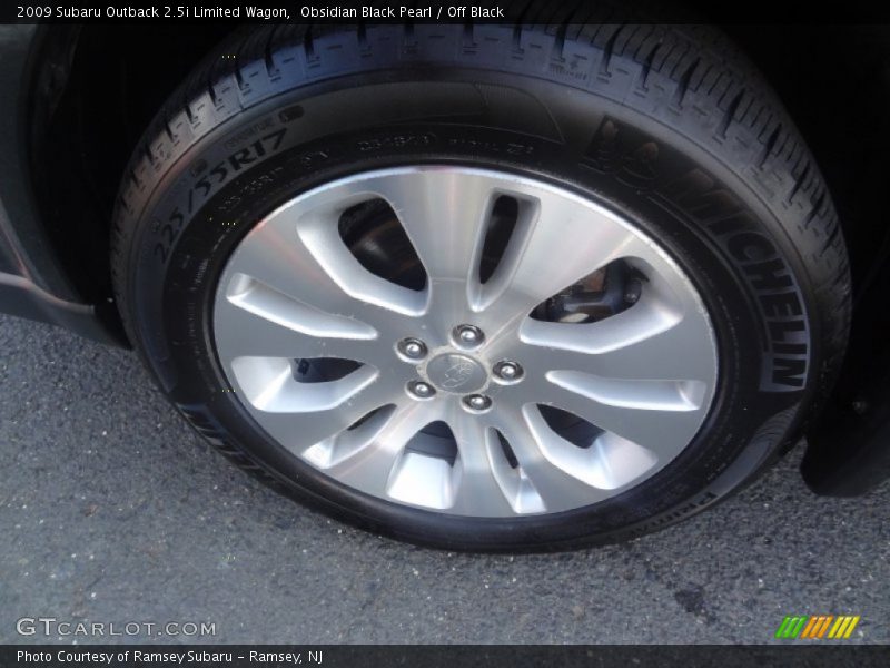 Obsidian Black Pearl / Off Black 2009 Subaru Outback 2.5i Limited Wagon