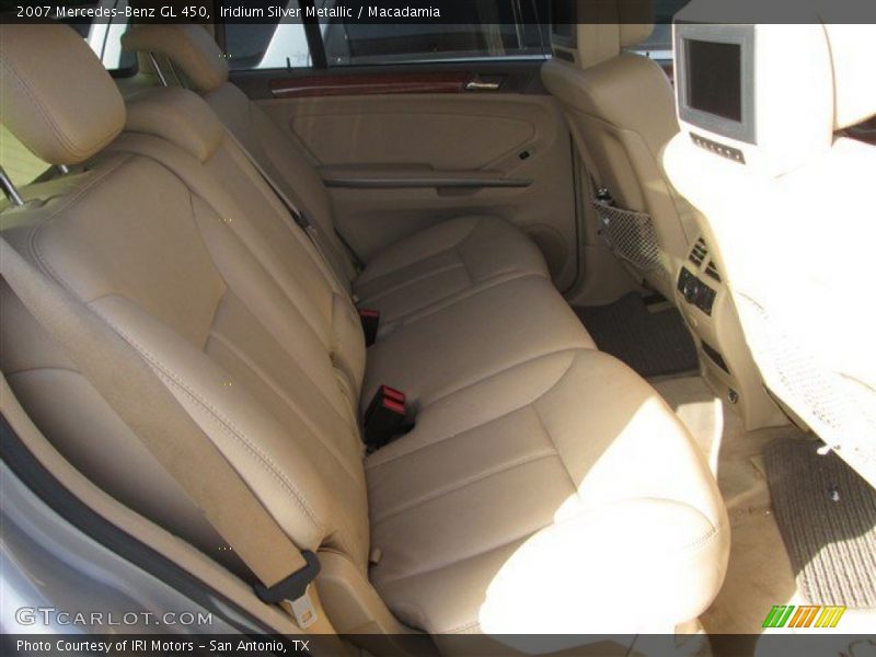 Iridium Silver Metallic / Macadamia 2007 Mercedes-Benz GL 450