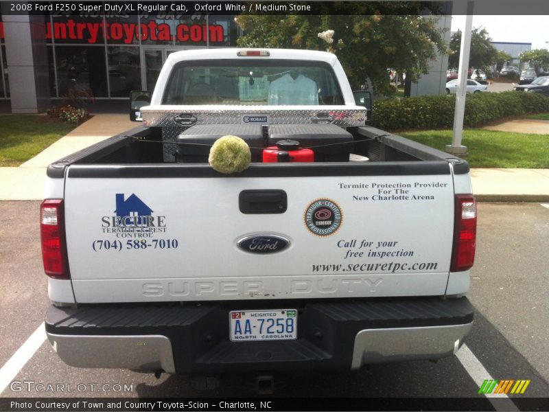 Oxford White / Medium Stone 2008 Ford F250 Super Duty XL Regular Cab