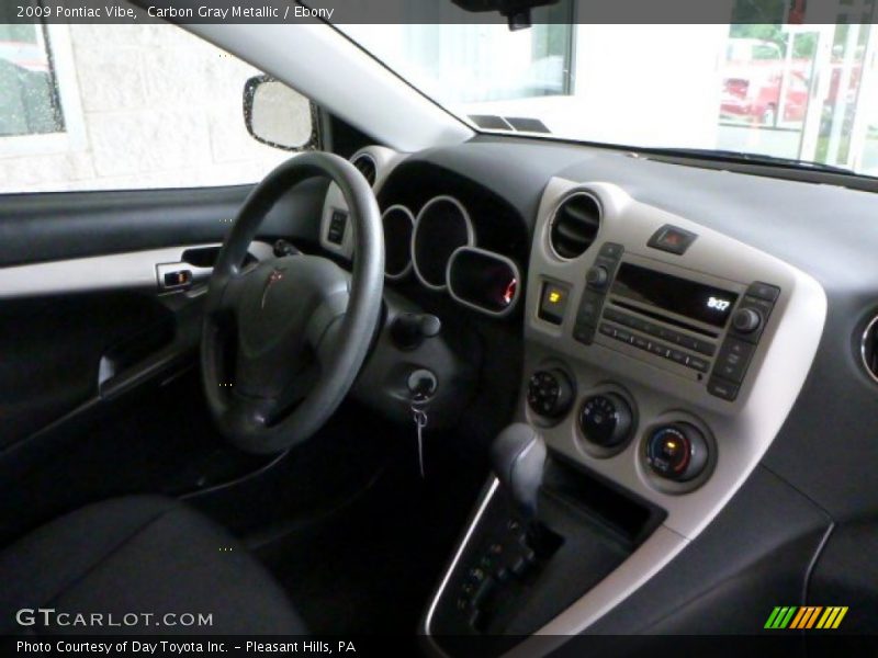 Carbon Gray Metallic / Ebony 2009 Pontiac Vibe