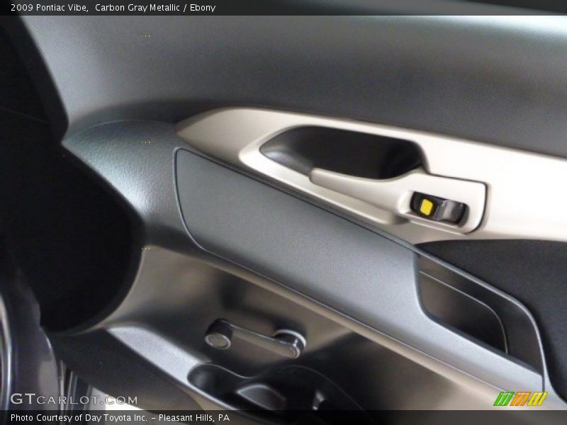 Carbon Gray Metallic / Ebony 2009 Pontiac Vibe