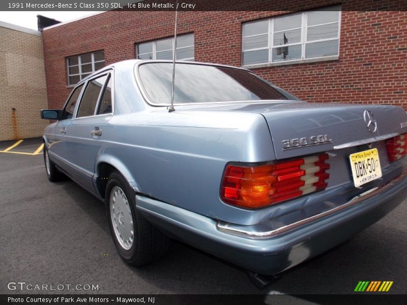 Ice Blue Metallic / Grey 1991 Mercedes-Benz S Class 350 SDL