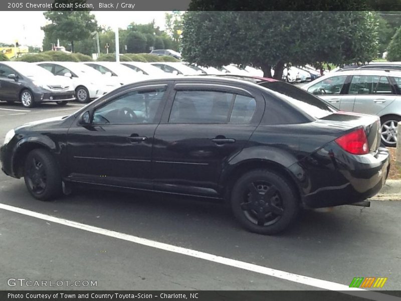 Black / Gray 2005 Chevrolet Cobalt Sedan
