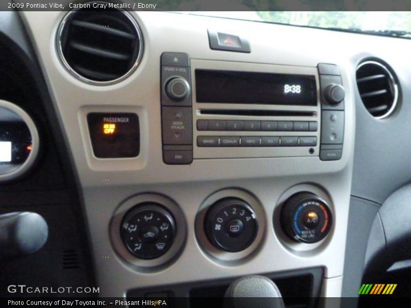 Carbon Gray Metallic / Ebony 2009 Pontiac Vibe