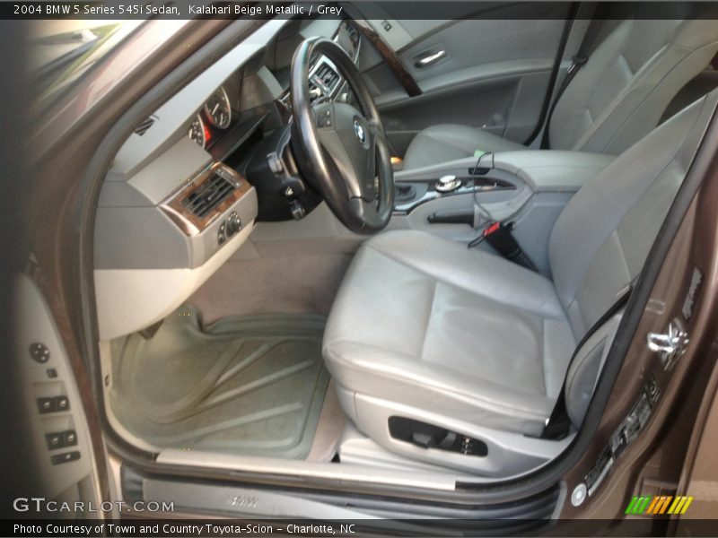 Kalahari Beige Metallic / Grey 2004 BMW 5 Series 545i Sedan