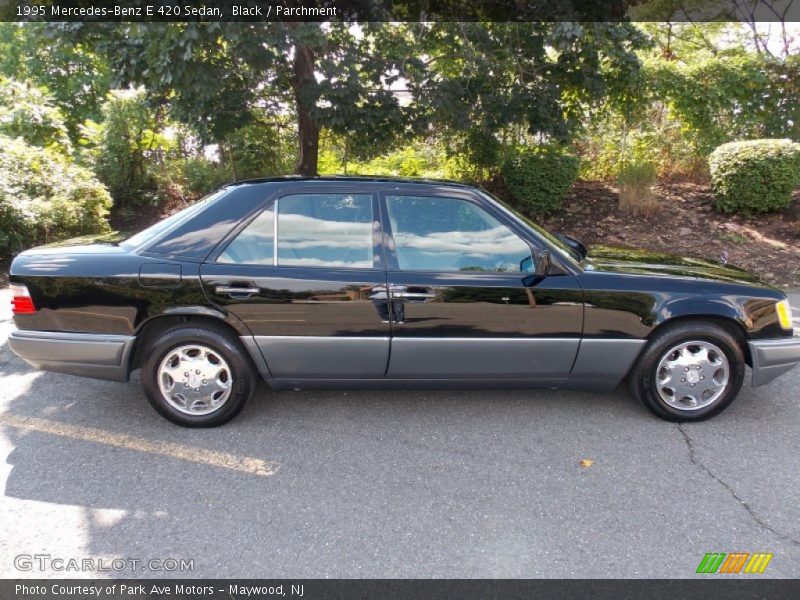 Black / Parchment 1995 Mercedes-Benz E 420 Sedan