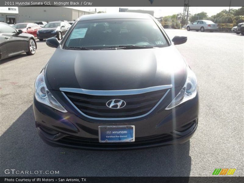 Midnight Black / Gray 2011 Hyundai Sonata GLS