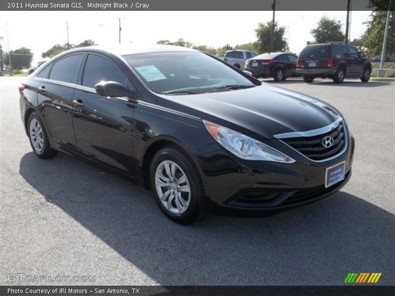 Midnight Black / Gray 2011 Hyundai Sonata GLS
