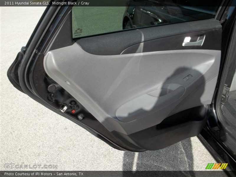 Midnight Black / Gray 2011 Hyundai Sonata GLS