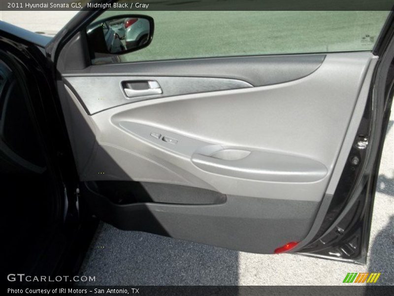 Midnight Black / Gray 2011 Hyundai Sonata GLS