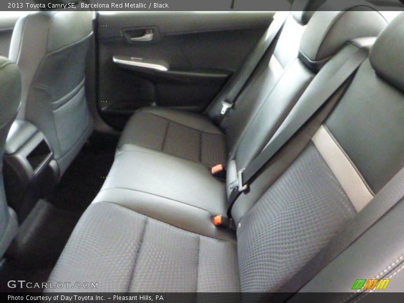 Barcelona Red Metallic / Black 2013 Toyota Camry SE