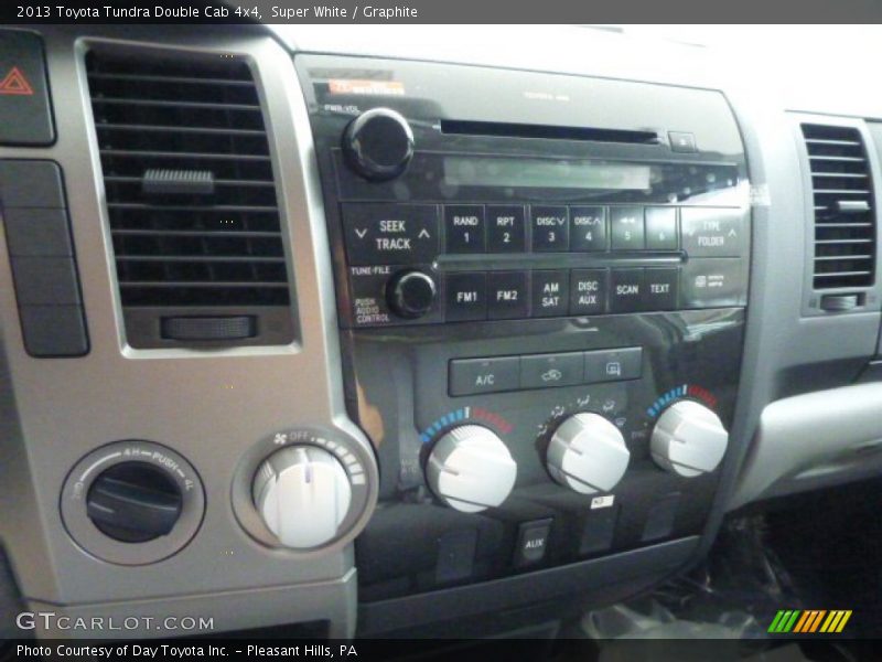 Super White / Graphite 2013 Toyota Tundra Double Cab 4x4