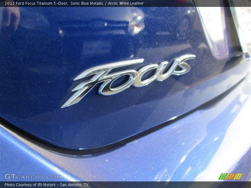 Sonic Blue Metallic / Arctic White Leather 2012 Ford Focus Titanium 5-Door